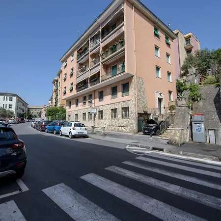 Appartamento 192 - Casa Dinghy, - Dieci Minuti A Piedi Dall'ospedale Gaslini *